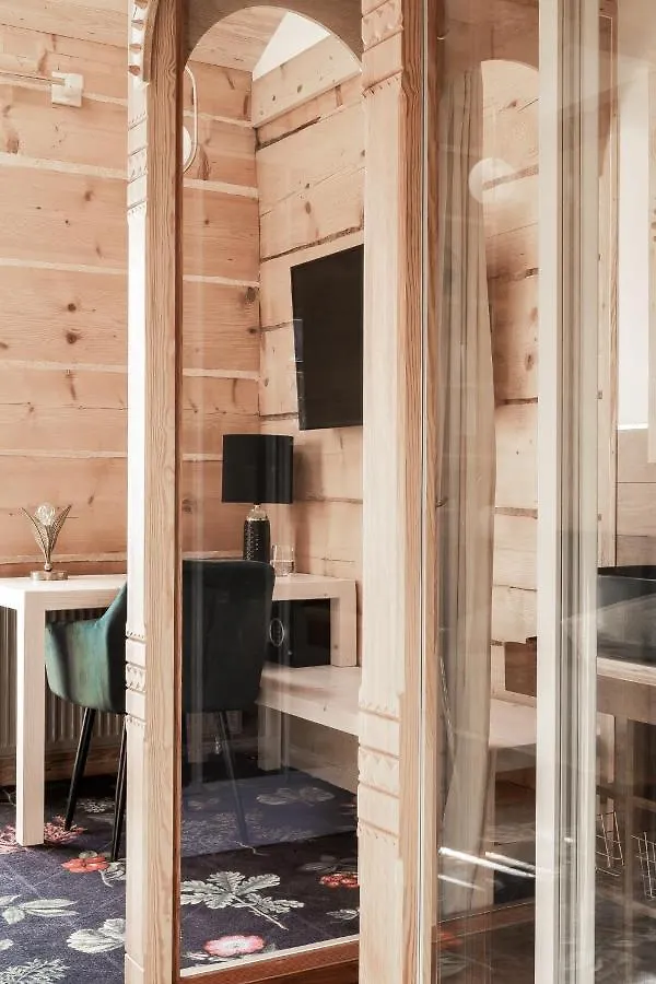 Bed & Breakfast Villa Milimani - Stuletnia, Folk & Butique, Adults Only Zakopane