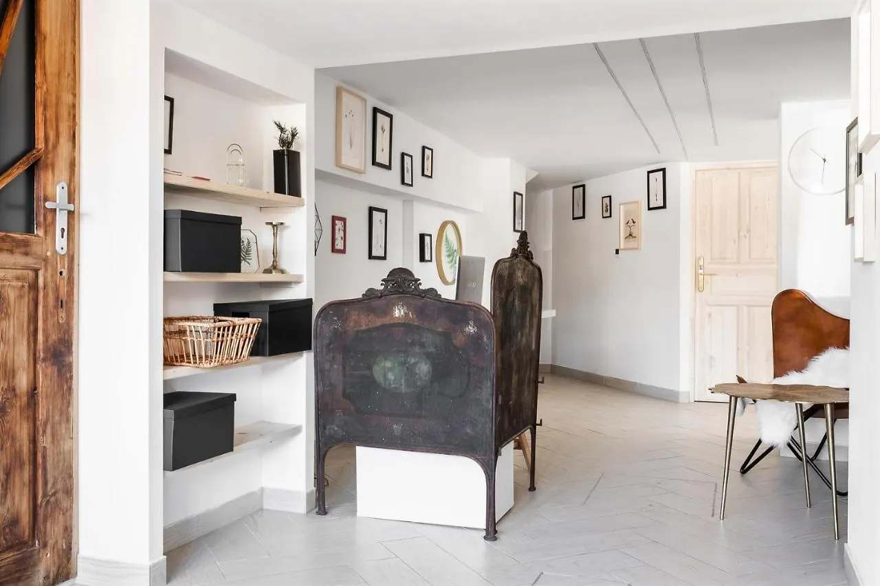 Bed & Breakfast Villa Milimani - Stuletnia, Folk & Butique, Adults Only Zakopane